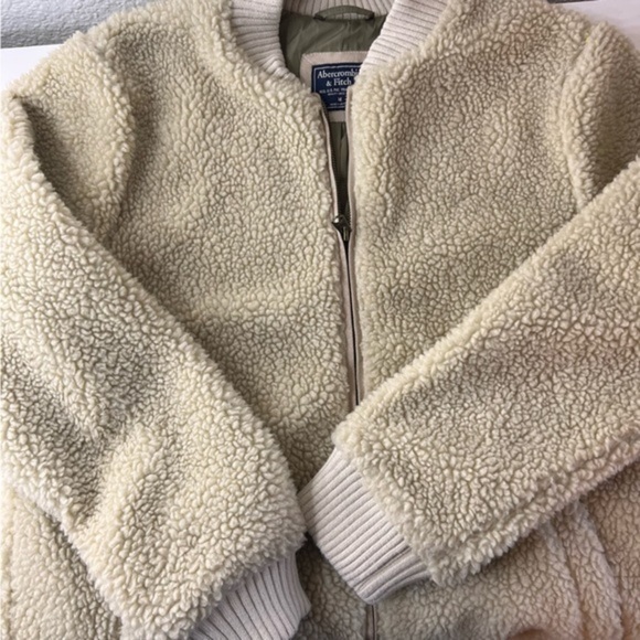 Abercrombie & Fitch Oversized Sherpa Zip Up Bomber Jacket Size M - Picture 4 of 12